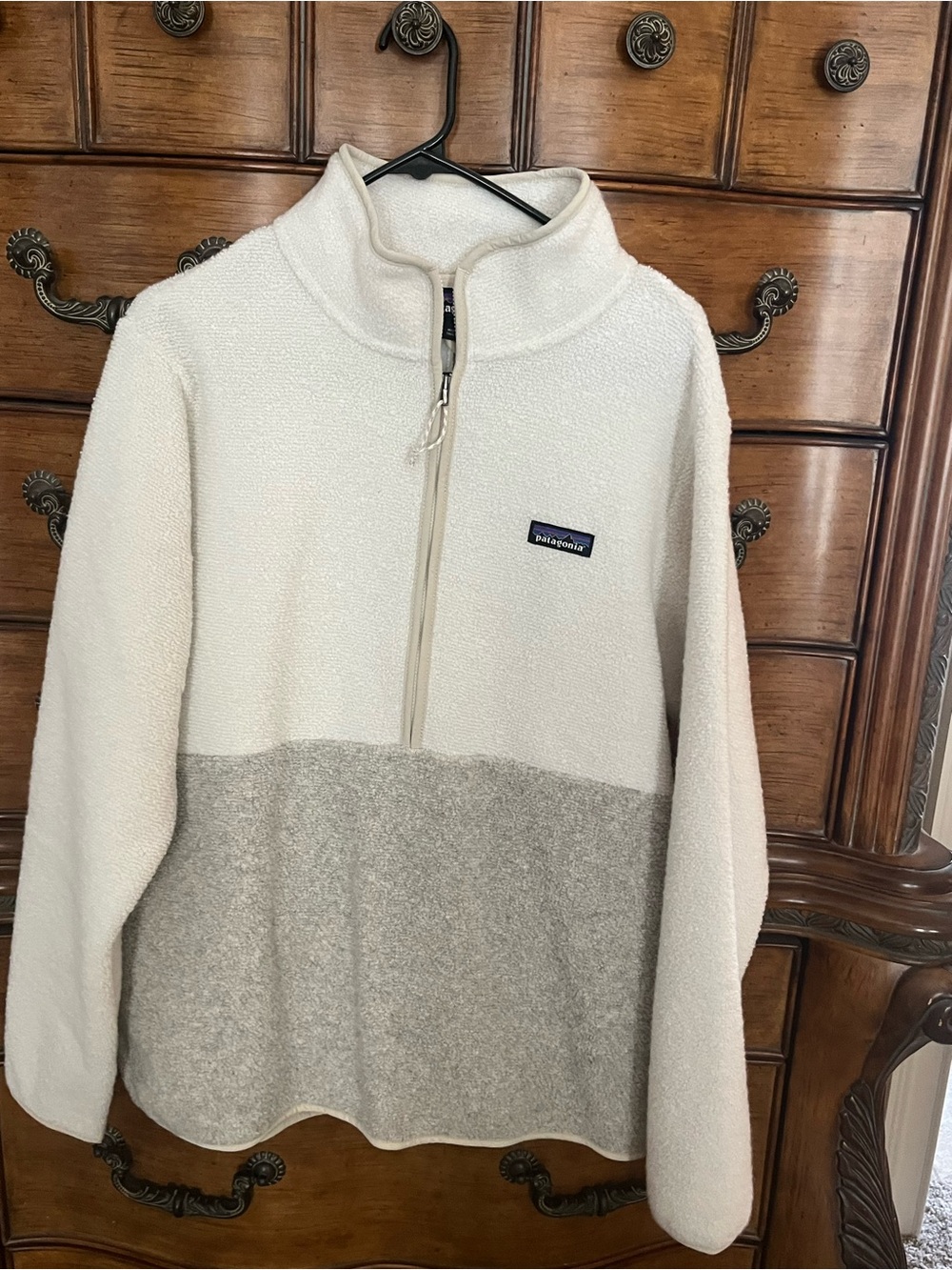 Patagonia Cream and Light Gray Quarter-Zip Fleece Pullover